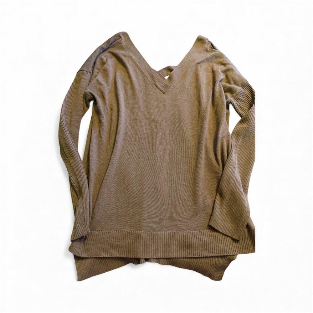 Cozy V-Neck Sweater in Brown